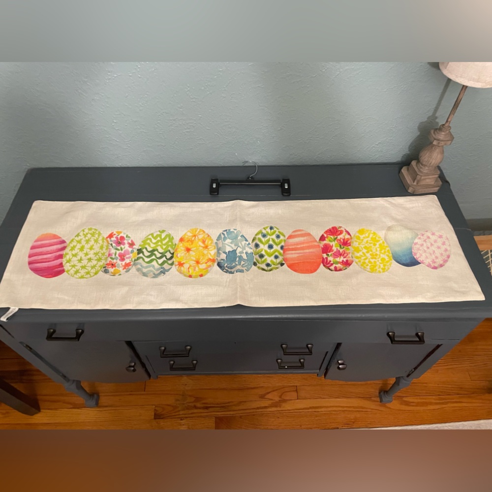 Easter Runner, never used